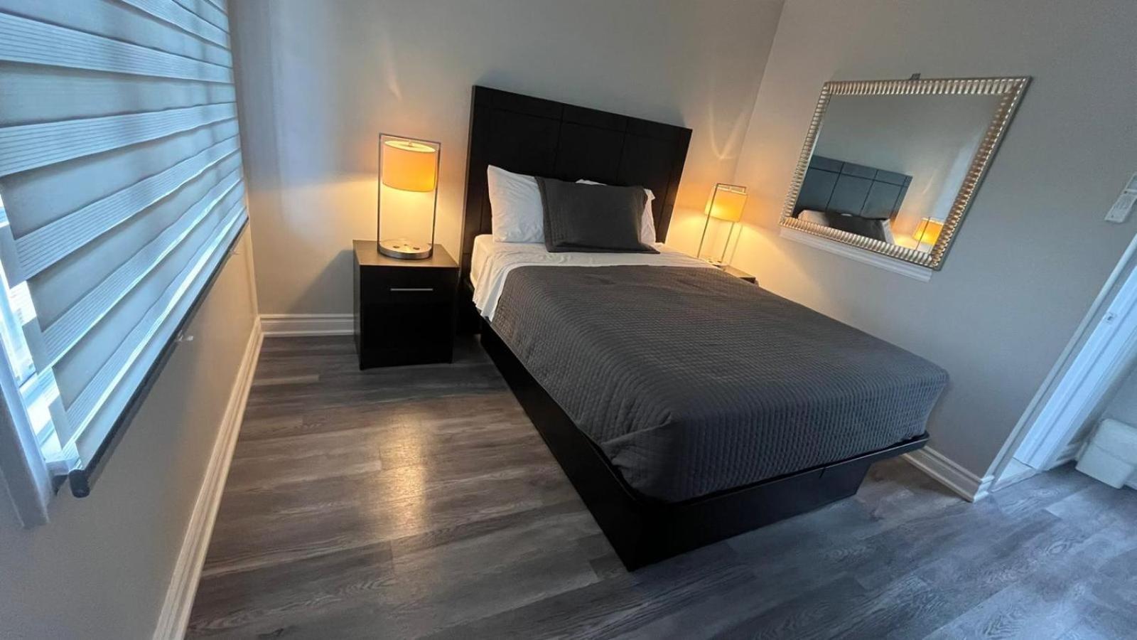 Miracle Motel Chatham-Kent Luaran gambar