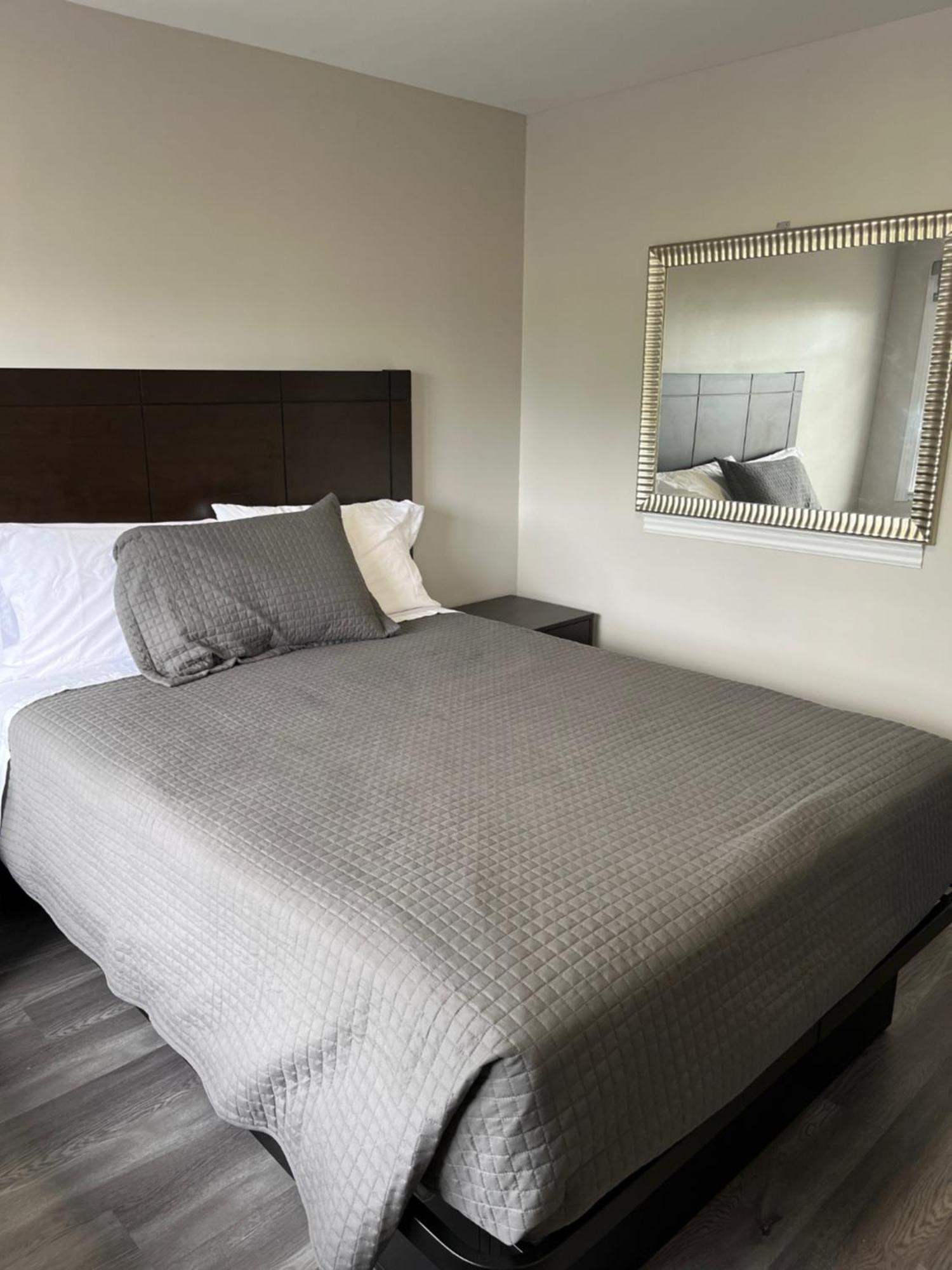 Miracle Motel Chatham-Kent Luaran gambar