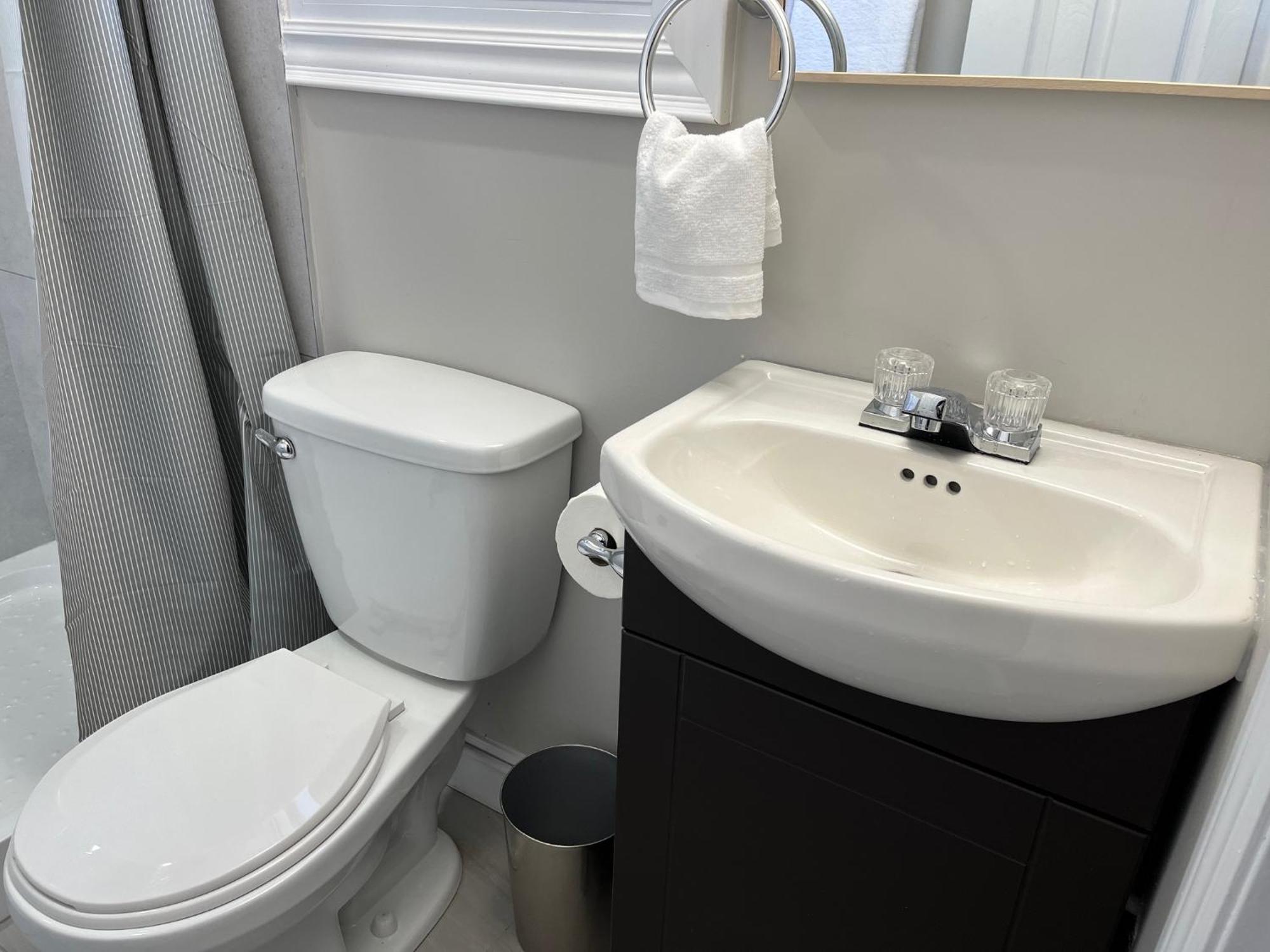 Miracle Motel Chatham-Kent Luaran gambar
